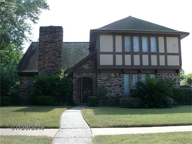 1st image of 409 W Forrest Ln