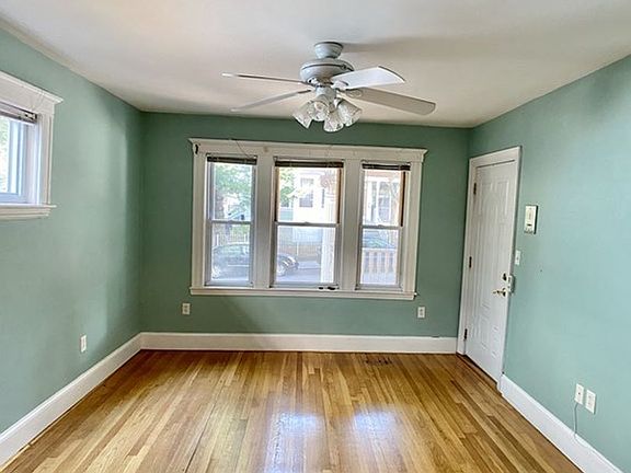 4th image of 48 Boylston St #11