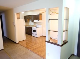 7512 N Granville Rd APT 101, Milwaukee, WI 53224