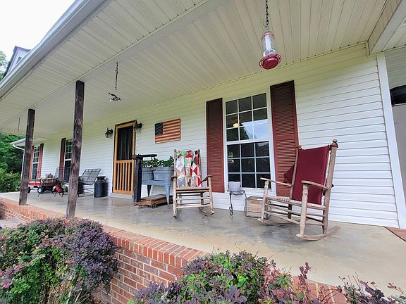 2nd image of 1089 Jim Clark Rd
