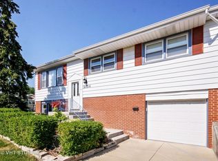 9154 S 88th Ct, Hickory Hills, IL