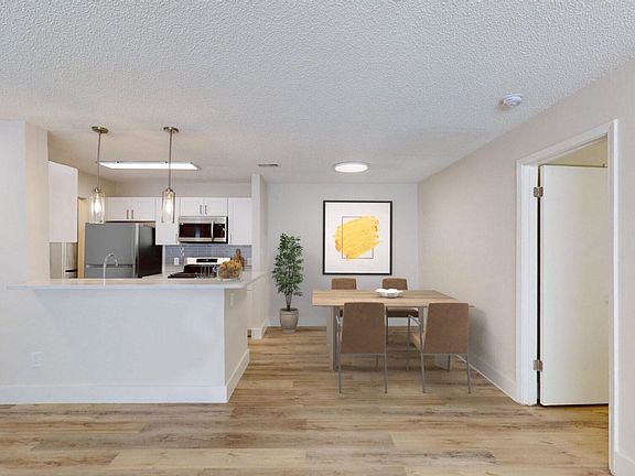 3rd image of 345 Buckland Hills Dr #1414223