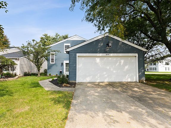 3rd image of 8899 Holly Ln