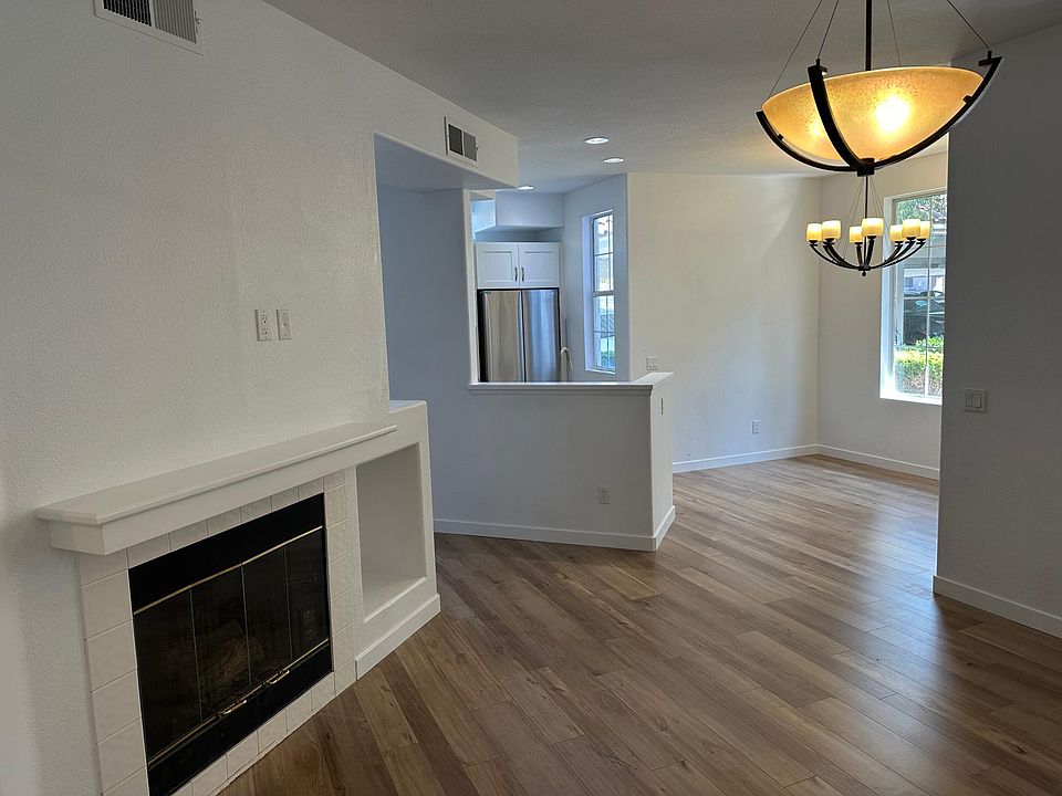 Palo Alto Release Condominiums 10766 Sabre Hill Dr San Diego CA Zillow