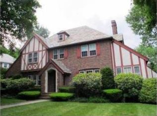 24 Rittenhouse Rd, Worcester, MA 01602