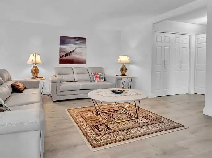 1st image of 358 Waterloo Ave #205