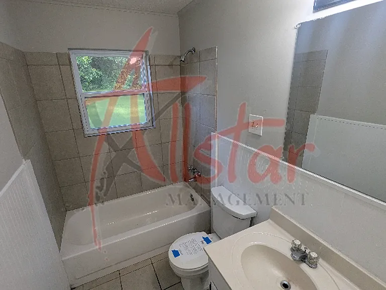 8119 Martha Ann Ln — Photo 8