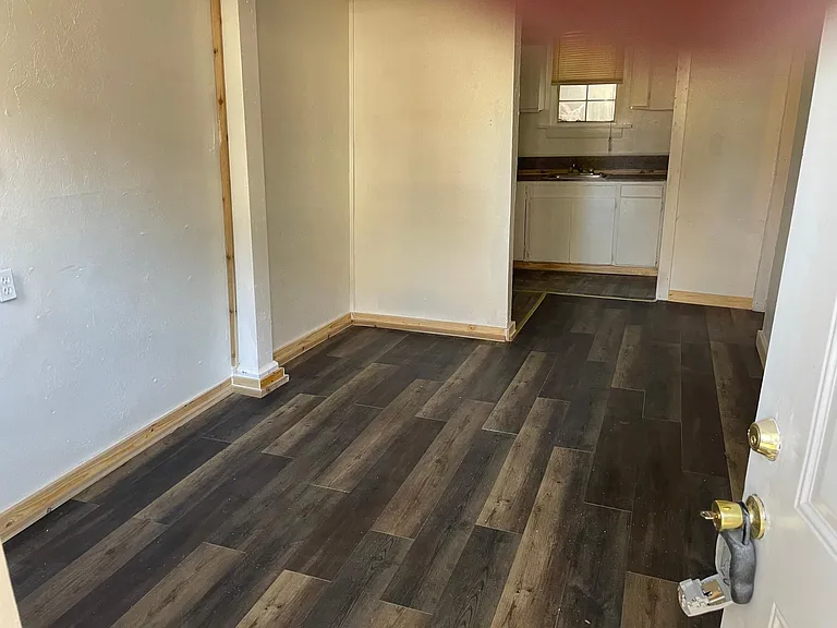 116 N 3rd St #D — Photo 5