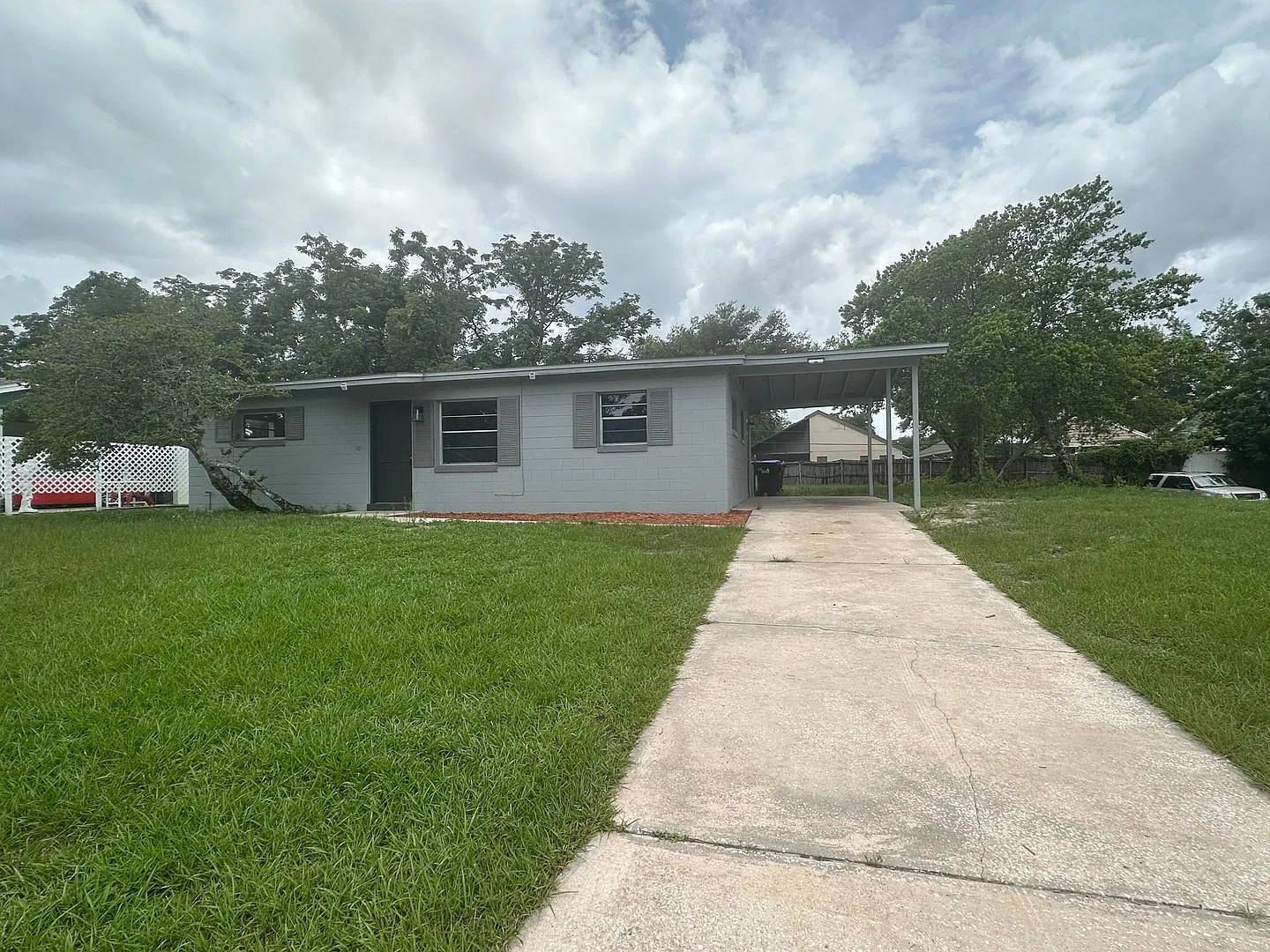 3 bedroom home with fenced yard — Photo 1