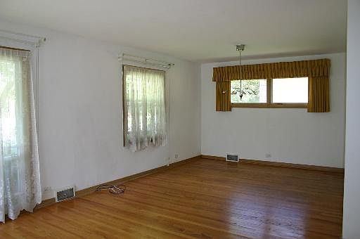 3rd image of 505 Cornell Ave
