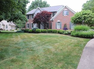 4861 Earlscourt Cir NW, Canton, OH