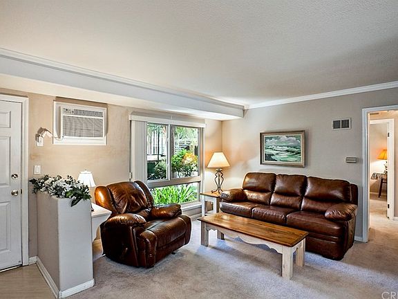 2nd image of 6020 Nevada Ave APT 4