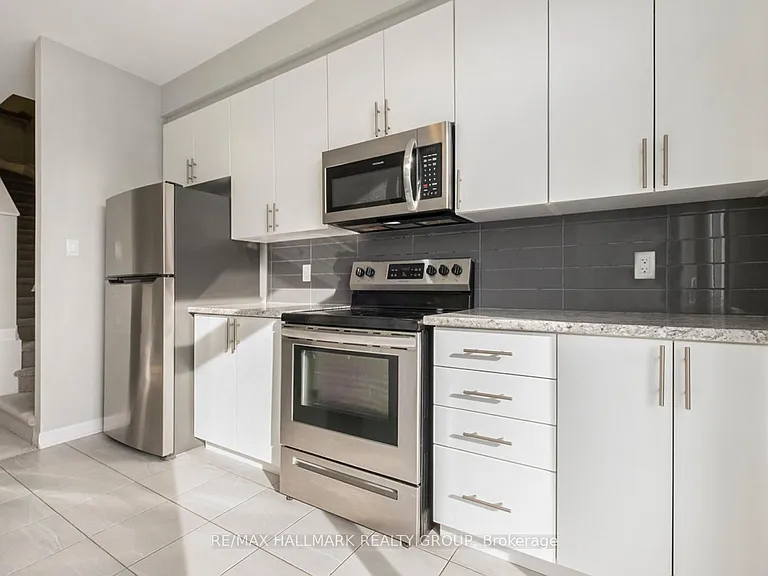 48 Teelin Cir — Photo 4