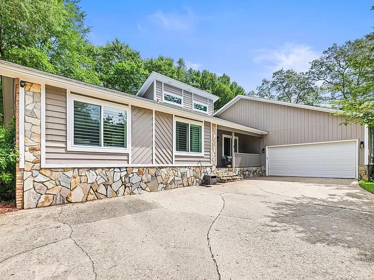 507 Nassau Dr — Photo 43