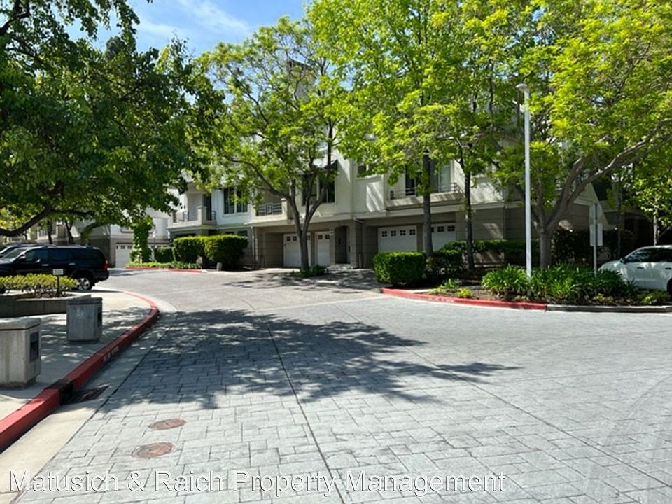 1st image of 450 Navaro Way Unit 121