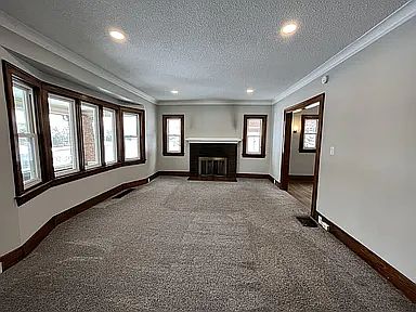 5th image of 747 Fuller Ave SE