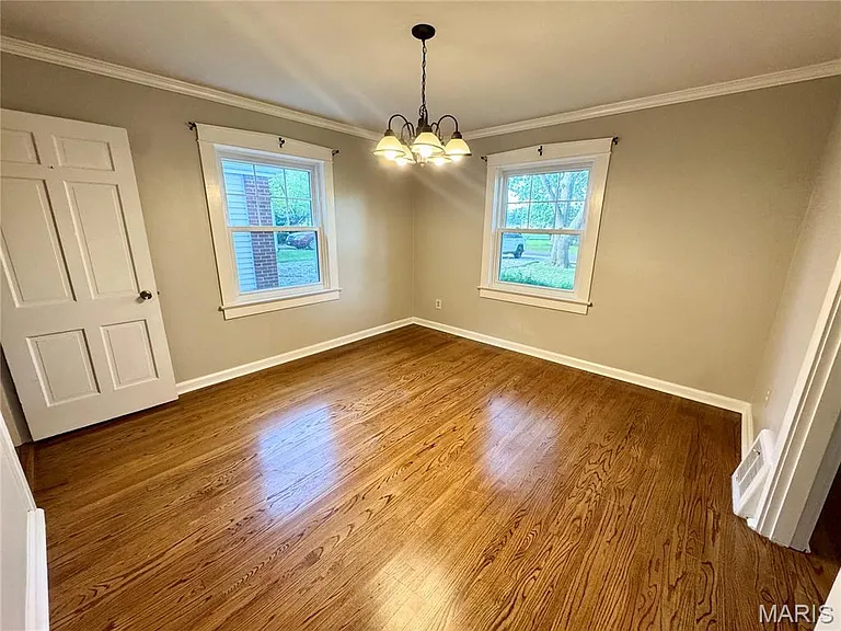 4720 Ruth St — Photo 14