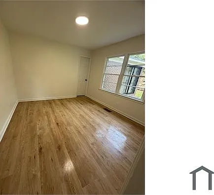 4614 Avenue I — Photo 11
