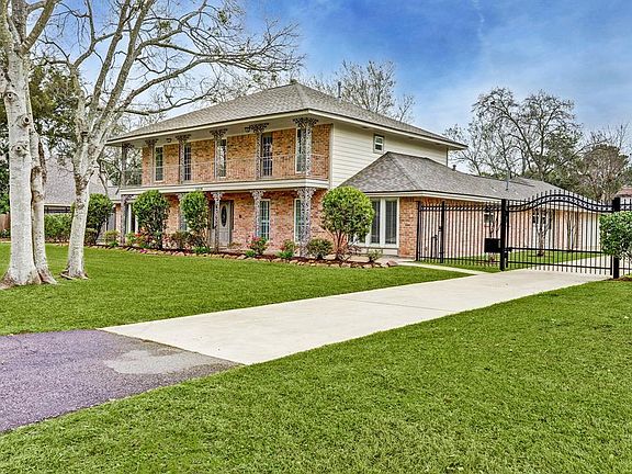 2nd image of 1319 Briar Bayou Dr