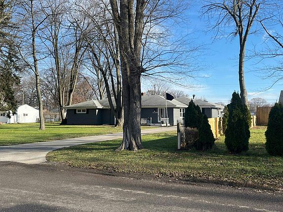 3rd image of 5340 Pawnee Rd