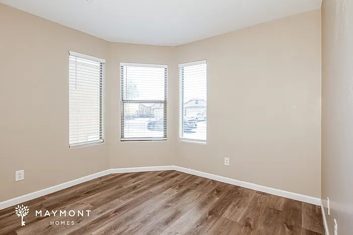 22996 W Papago St — Photo 12