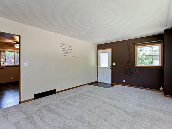 3rd image of 2613 Westwood Dr NW