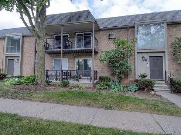 1717 E Forteen Mile Rd Unit C, Birmingham, MI 48009