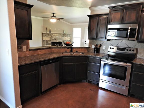 5th image of 720 Damascus Dr