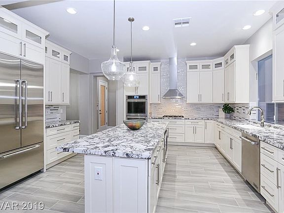 3rd image of 11296 Golden Chestnut Pl