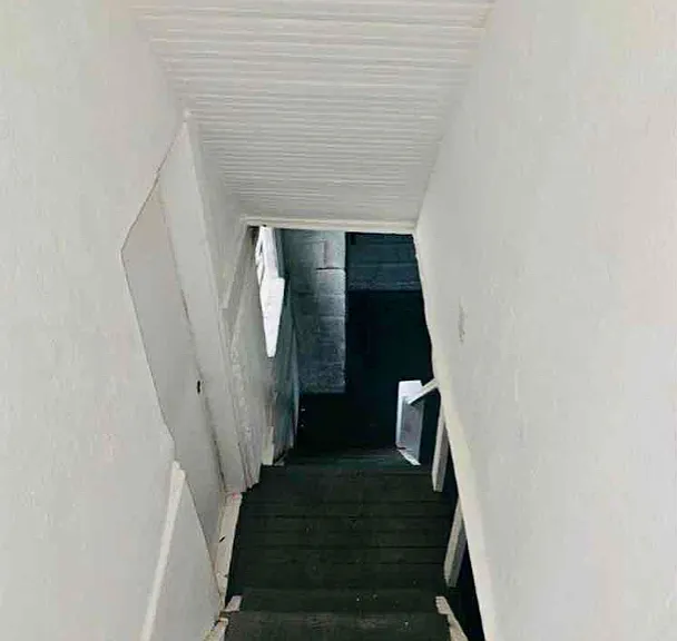 77 Kent Ct — Photo 13