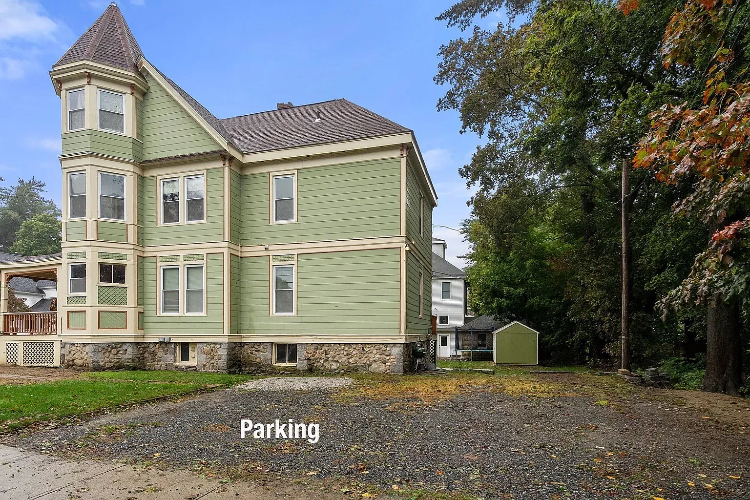 56 Warren Ave — Photo 3