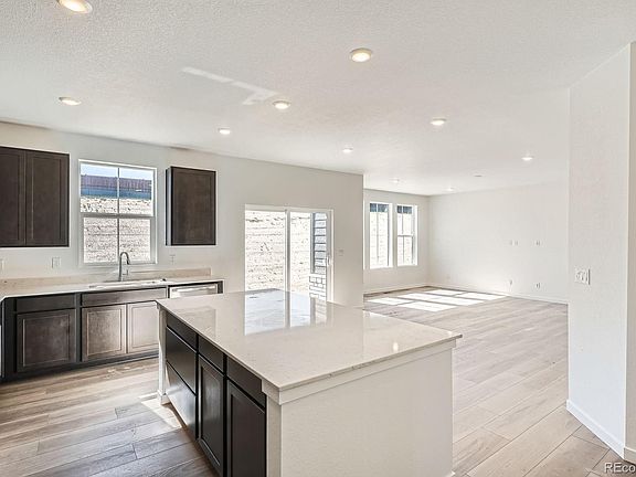 2nd image of 10968 Snowdon Street