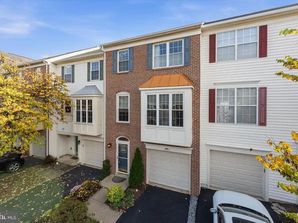21777 Kings Crossing Ter, Ashburn, VA 20147