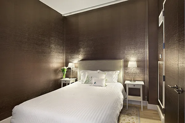 Sold by Stribling | media 1