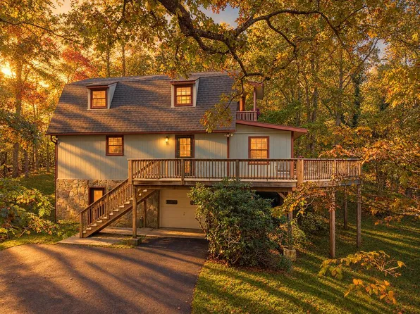 345 Trillium Trl, Franklin, NC 28734