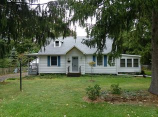 51 N Manheim Blvd, New Paltz, NY 12561