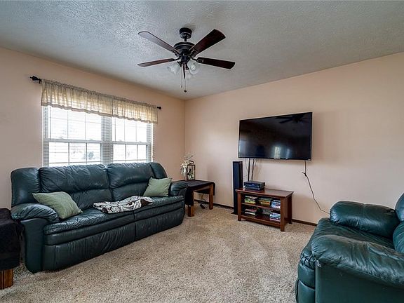 5th image of 1908 Beckert Dr