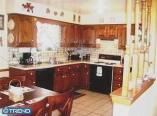 1 W Lake Ave, Medford, NJ 08055