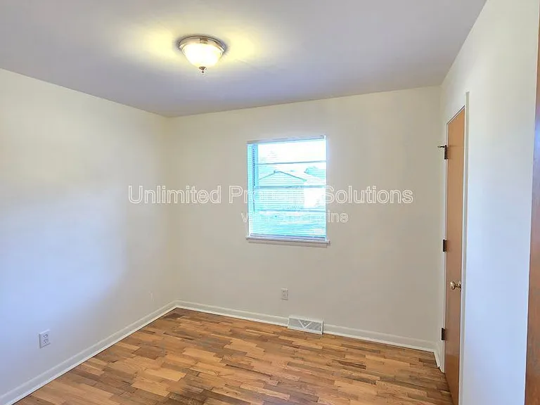 6405 Myrtle Grove Rd — Photo 20