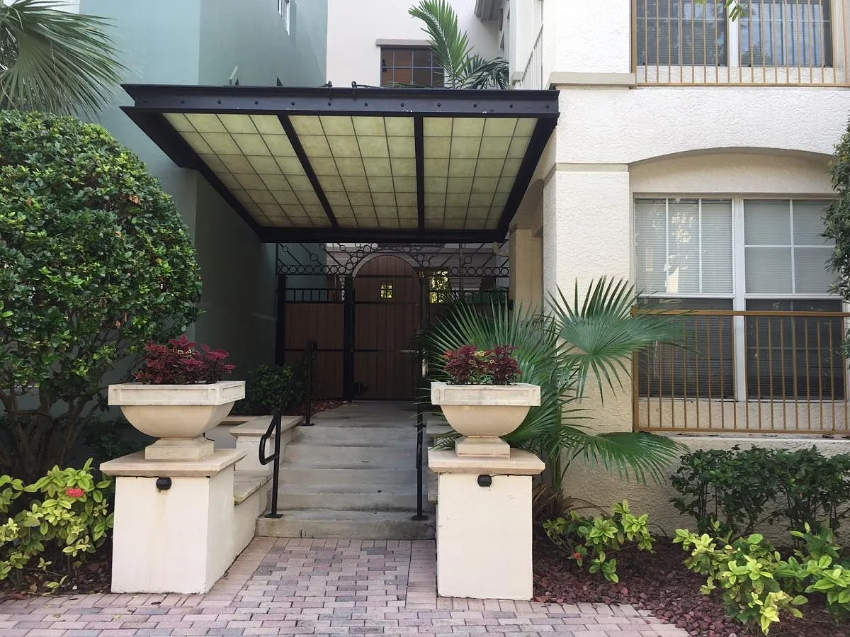 1 bed, 789 sqft, $1,999 — Photo 3