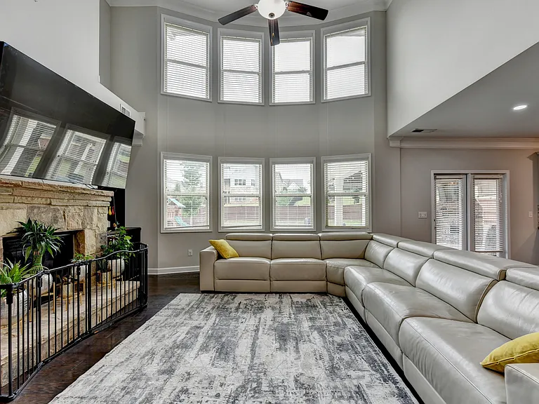 6035 Ashborough Park — Photo 35