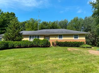 6917 Maple St, Marengo, IL 60152