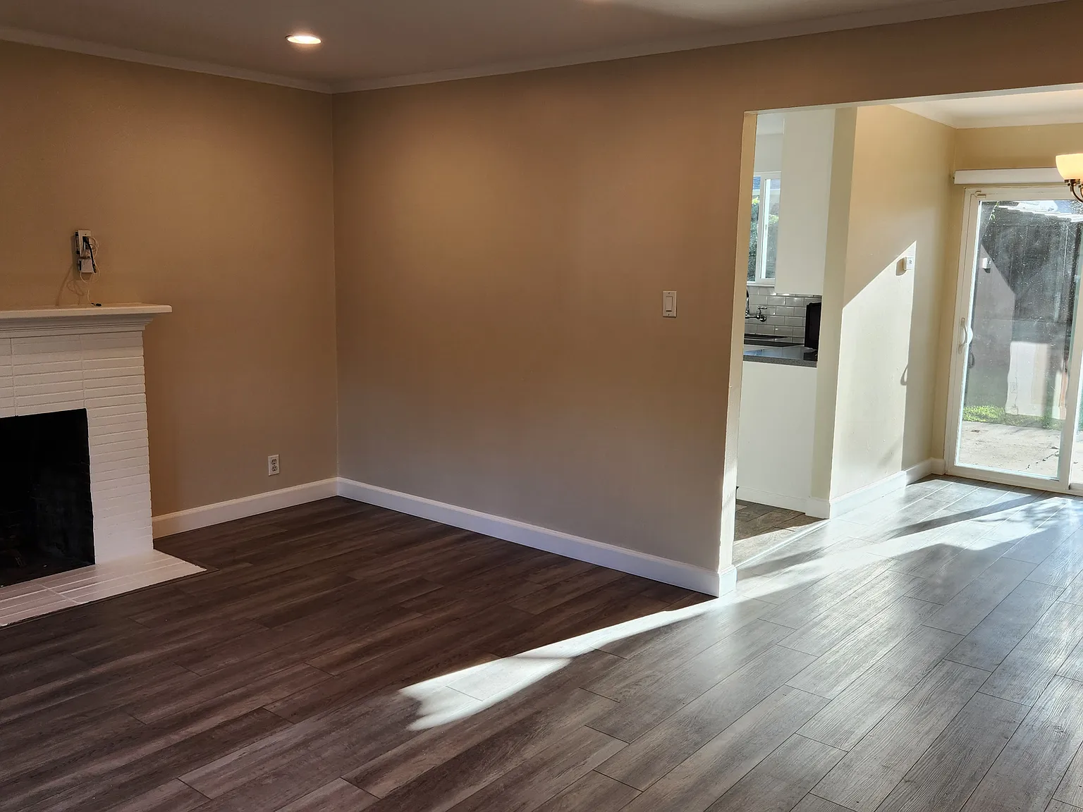 2456 Chabot Trl — Photo 4