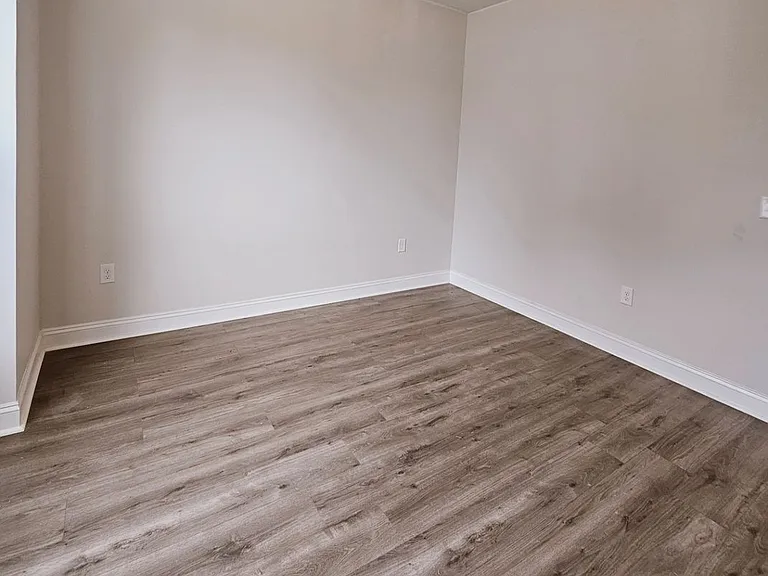 981 Bronwyn Cir — Photo 12
