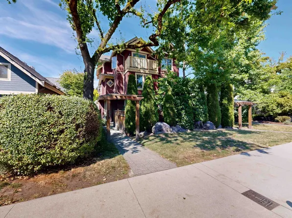 839 W 14th Ave, Vancouver, BC V5Z 1R2