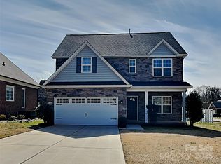 620 Weyburn Dr NW, Concord, NC 28027