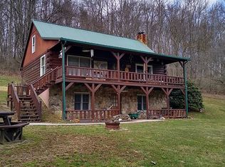 3136 Tall Timber Rd NE, Mineral City, OH 44656