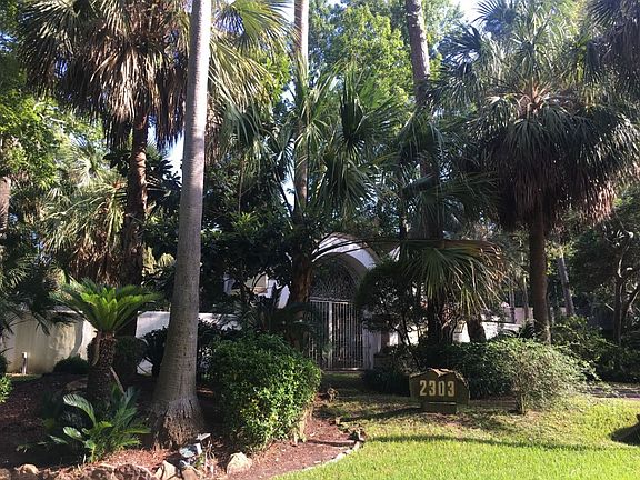 2nd image of 2303 Mill Lake Dr
