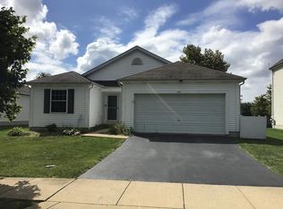 137 White Elm Dr, Delaware, OH 43015