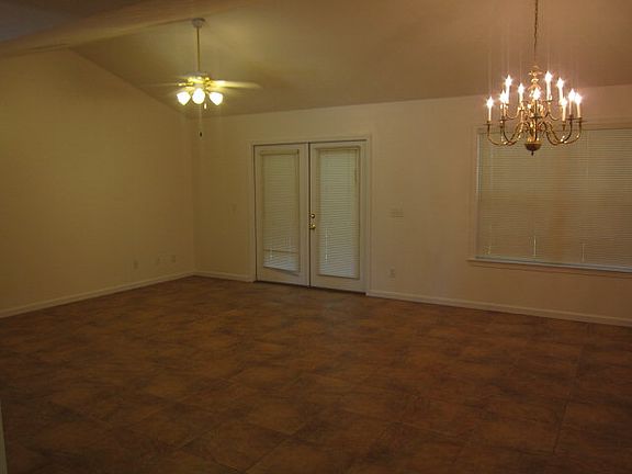 4th image of 4984 Flynt Dr